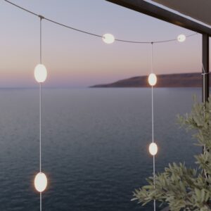 Marina GRID mrežni vanjski svjetlosni lanac sa 7 LED svjetiljki u pješčano bijeloj boji, IP67 certifikat, idealan za vrtove i terase.