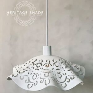 Sjenilo od pleksiglasa s uzorkom samoborskog kraluša – ručni rad Heritage Shade